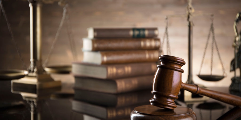 Следует ли выбирать меньшее из двух зол?